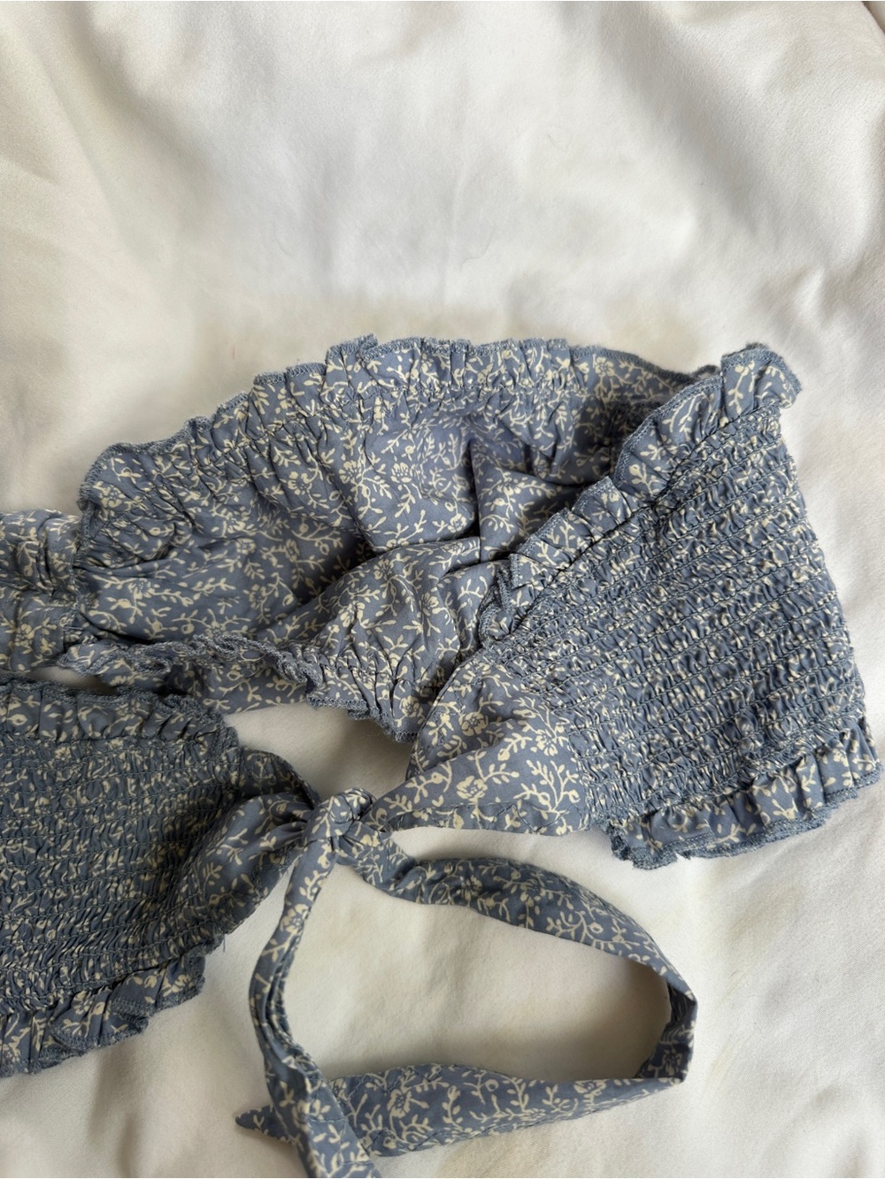 NWOT Doen Bikini Set size Medium - Soleil Style - Blue Floral Smocked and Tie - Picture 3 of 5